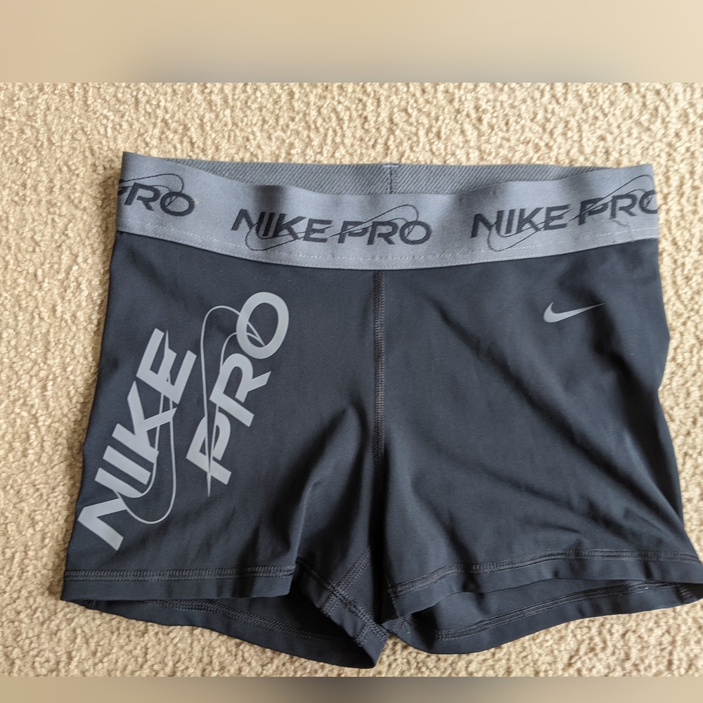 Nike Pro Medium Black Shorts